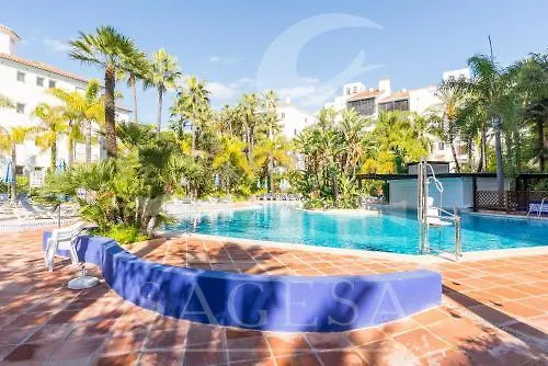 Jardines De Las Golondrinas Marbella 4*,