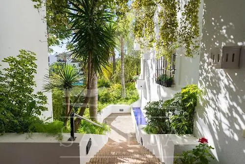 Jardines De Las Golondrinas Marbella 4*,  Spain