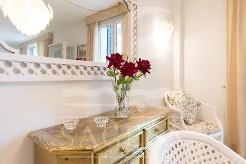 Aparthotel Jardines De Las Golondrinas Marbella